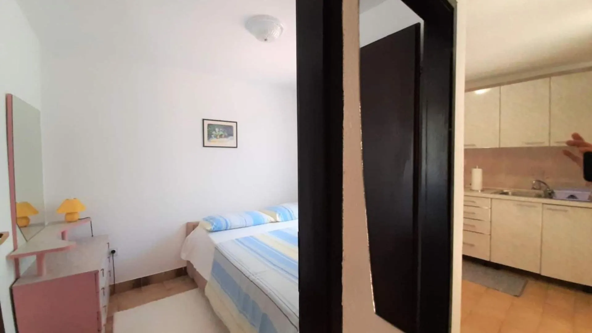 Family Apartments Cherry Krk Town Guest house